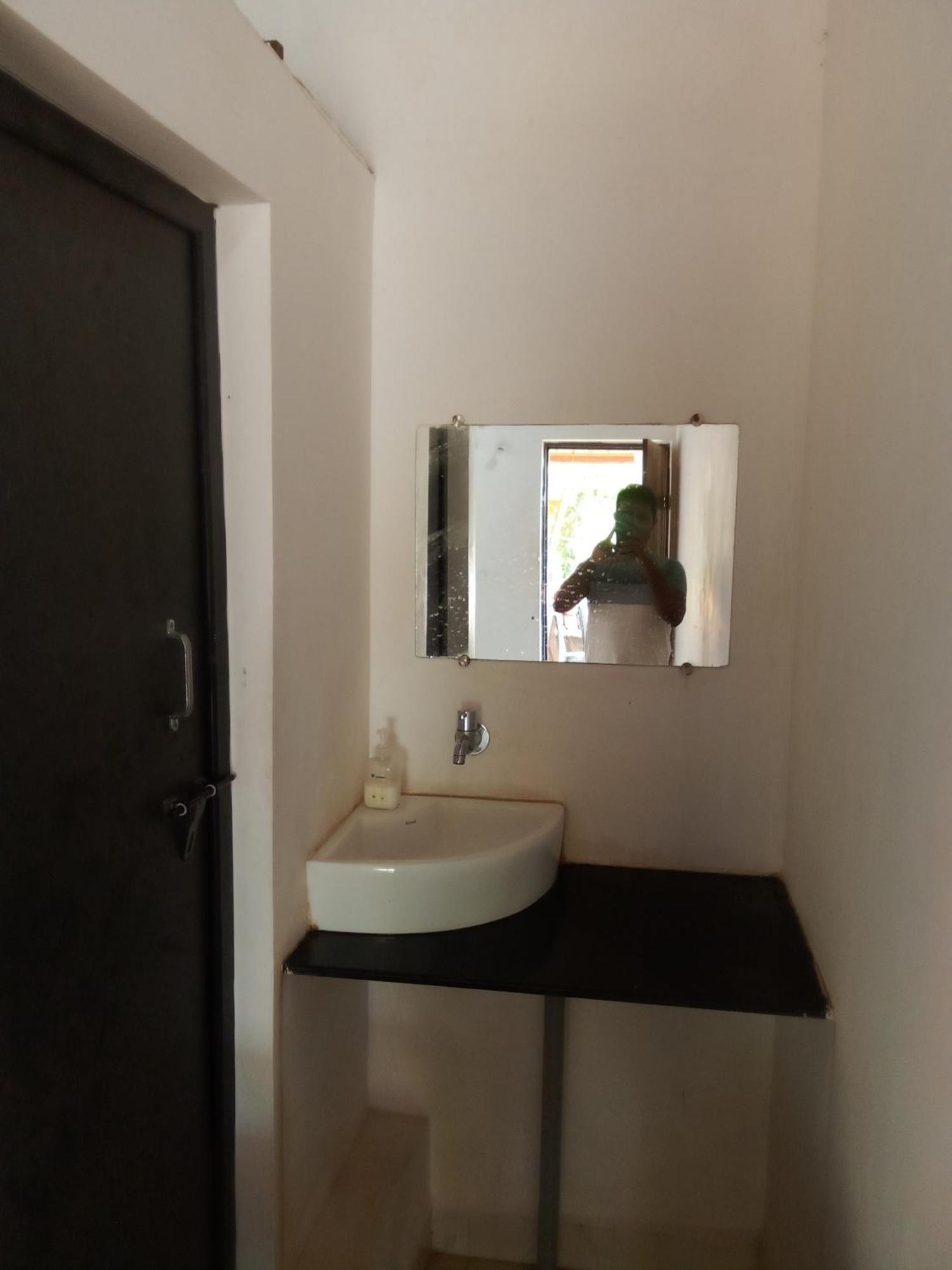 Gajananstay Beach Facing Rooms Gokarna Gokarna  Værelse billede